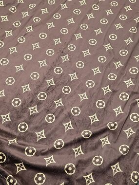 Custom MINKY- 60X72 Plush Patterned Brown & Cream Throw Blanket - Unbranded.